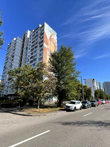 Миколи Бажана просп., 9