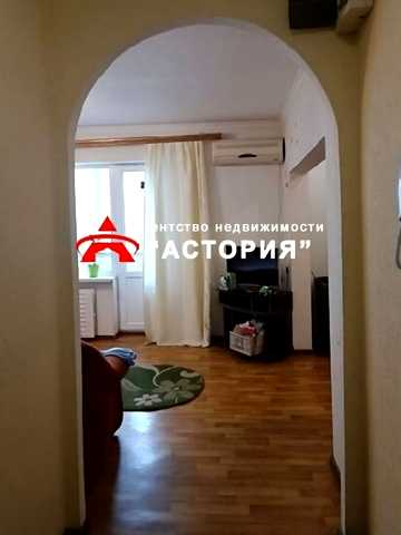 Портова вул., 6