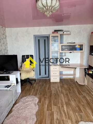Миру вул., 9