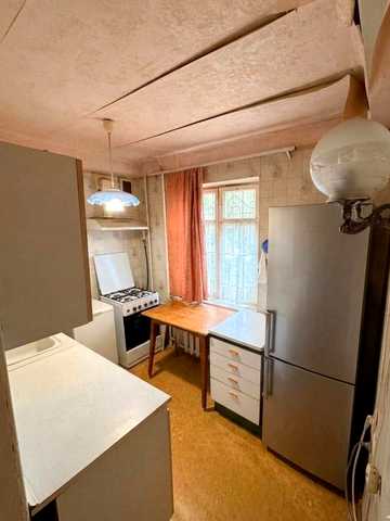Леся Курбаса просп., 18-Г