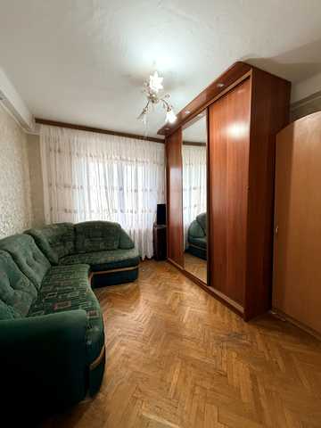 Митрополита Андрея Шептицького вул. (Анатолія Луначарського), 24