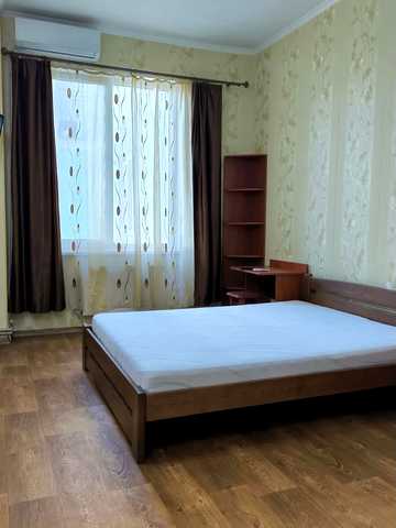 Іспанський пров., 1