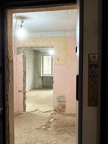 Симона Петлюри вул. (), 49