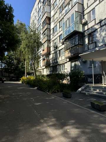 Полігонна вул. (Погребняка), 18-Б