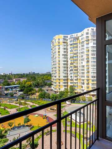 Краснова вул., 3