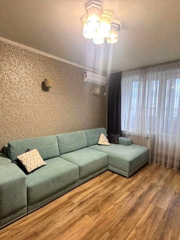 Тракторобудівників просп., 102