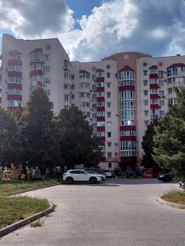 Героїв України вул. (Героїв Сталінграду), 10 к2