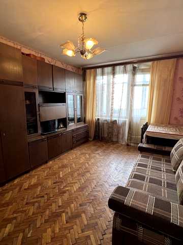 Бакинська вул., 28
