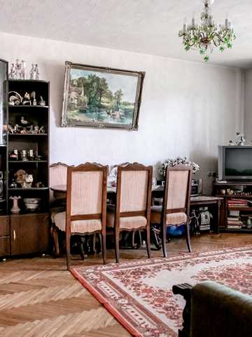Авіаційна вул., 1
