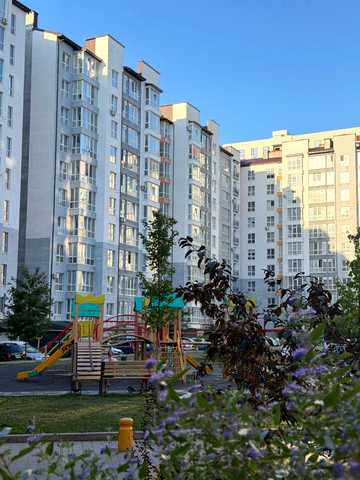 Хіміків вул., 35