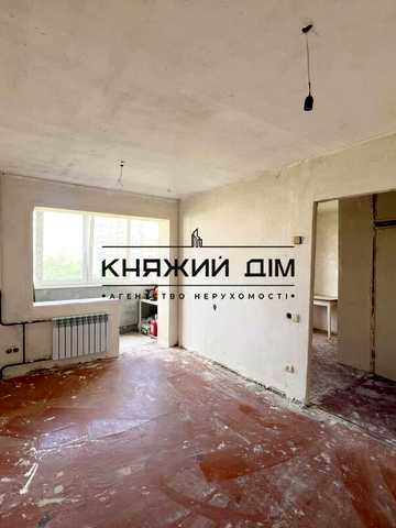 Горлівська вул., 38/40
