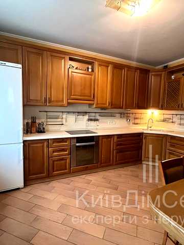 Миропільська вул., 39
