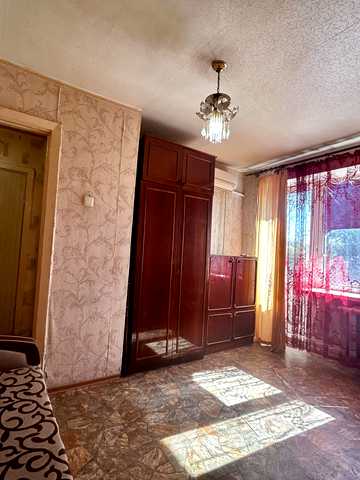Академіка Заболотного вул., 18