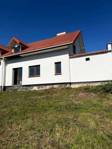 Київська вул., 144