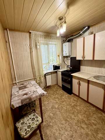 Дубровицька вул., 12