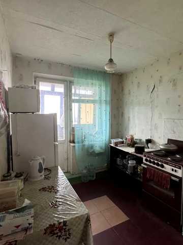 Олександра Поля вул., 18