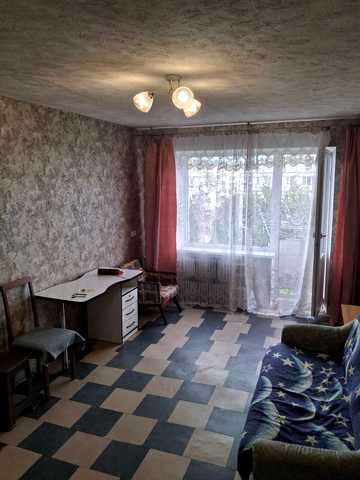 Червоний камінь вул., 8