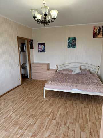 Жмеринська вул., 36
