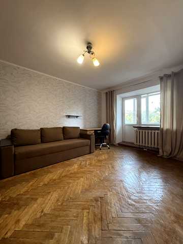 Борщагівська вул., 117
