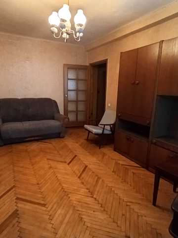 Шекспіра вул., 8