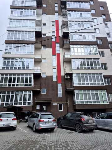 Годованця вул., 13б