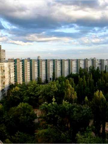 Андрія Малишка вул., 3