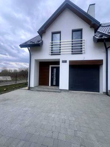 Георгія Кірпи вул., 1
