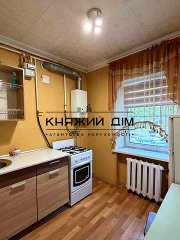 Добрий Шлях вул., 5