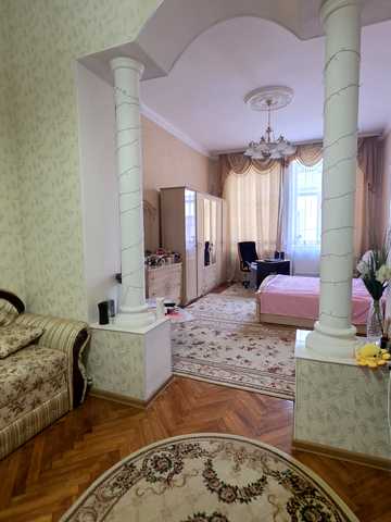Марії Заньковецької вул., 11