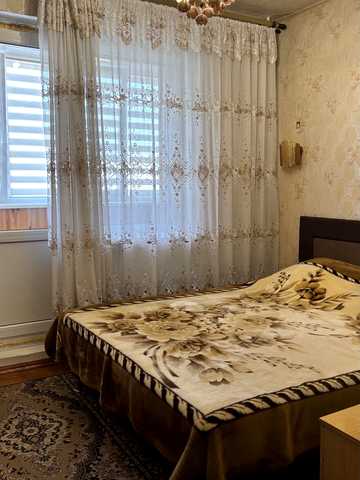 Ревуцького вул., 20