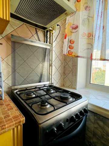 Лесі Українки бульв., 24