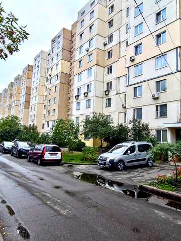 Володимира Івасюка просп. (Героїв Сталінграду), 26
