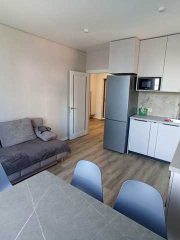 Івана Франка вул., 40 к1