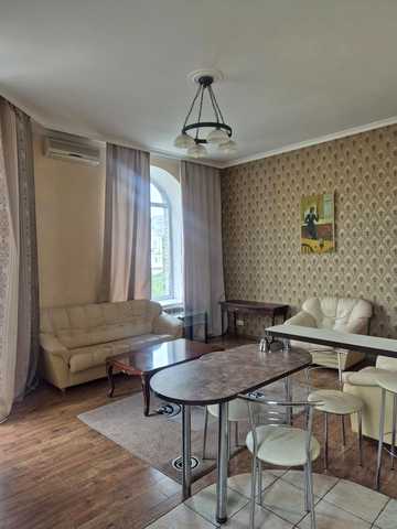 Саксаганського вул., 61
