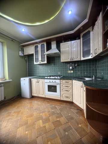 Сергіївська вул., 3б