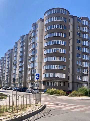 Липинського вул., 4