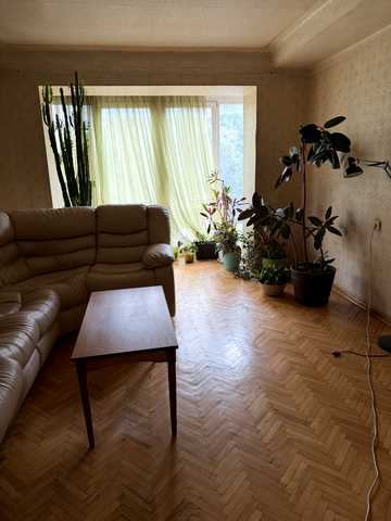 Лесі Українки бульв., 20/22