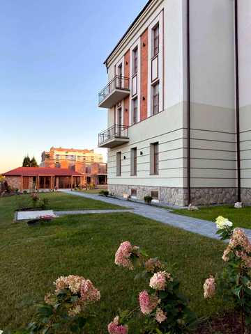 Софії Галечко вул., (Будинок 1)