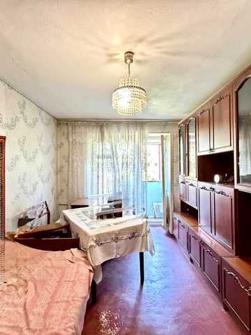 Театральна вул. (Васляєва), 31