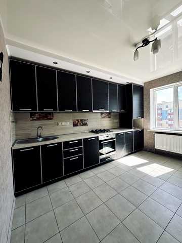 Михайла Лушпи просп. (Космонавтів), 5 к27