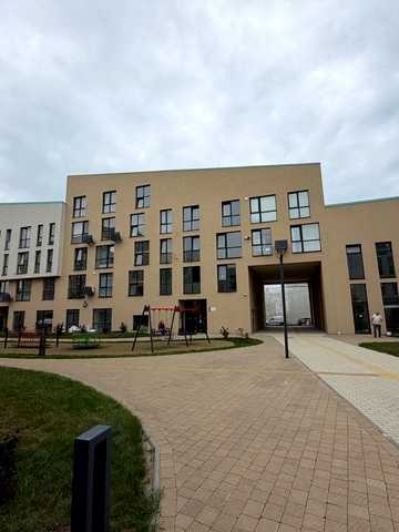 Новознесенська вул., 4