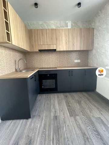 Миру вул., 47