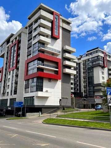 Героїв Майдану вул. (Червоноармійська), 226а