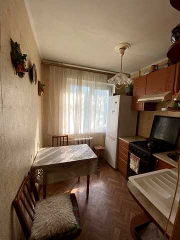 Крошенська вул., 38