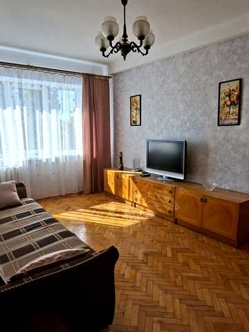 Харківське шосе, 21