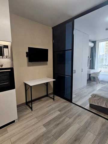 Кадетський Гай вул., 10