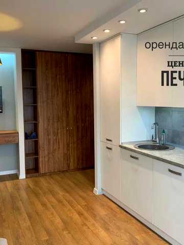 Остапа Вишні вул., 5