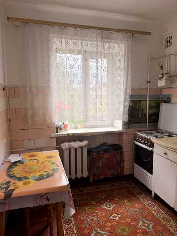 Тернопільська вул., 3