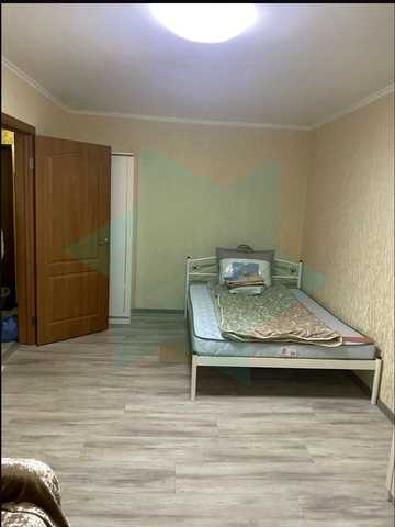 Незалежності вул. (Титова), 28