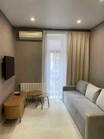 Української Повстанської Армії вул. (Ватутіна), 2